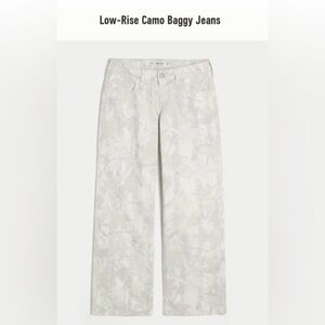 Hollister Women's White Patterned camo low ride baggy jeans size 10R W:30